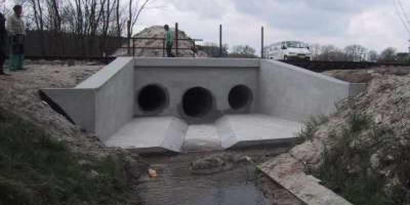 Referencie / Prestavba priepustu v km 6,394 trate Zohor-Plavecký Mikuláš (Lozorno) - foto Referencie / Prestavba priepustu v km 6,394 trate Zohor-Plavecký Mikuláš (Lozorno) - foto