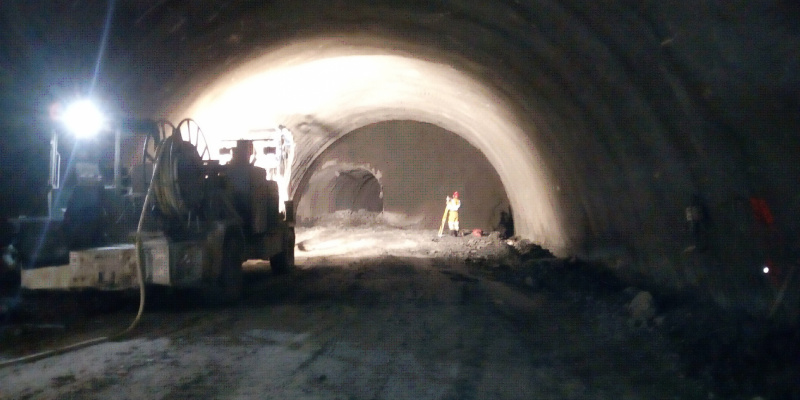  Referencie / Diaľnica D1, Hričovské Podhradie – Lietavská Lúčka, tunel Ovčiarsko - foto