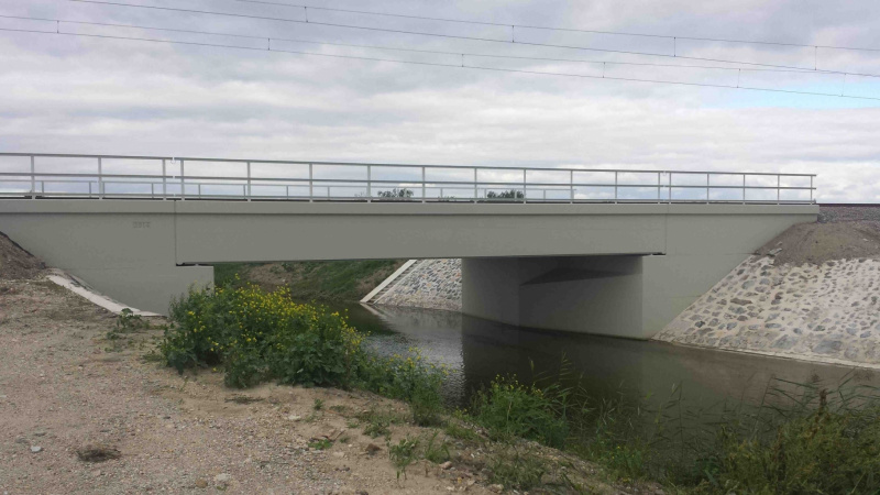  Referencie / Rekonštrukcia mosta v km 94,328 na trati Devínska Nová Ves - Štúrovo (Sládkovičovo) - foto