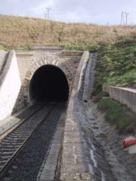 Rekonštrukcia železničného nemcovského tunela na trati Strážske-Prešov