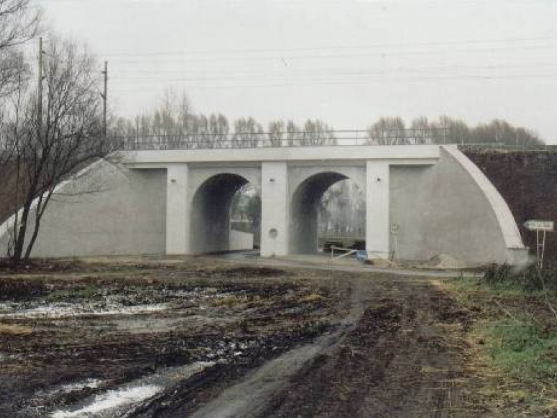 Sanácia dvojklembového mosta vkm 166,545 trate D.N.Ves - Štúrovo (Strekov) 